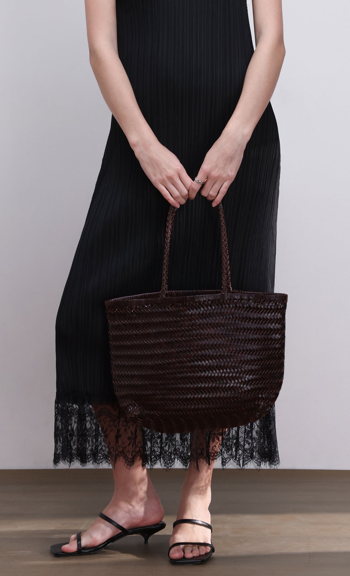 [Pouch SET] Kevin weaving leather shoulder bag_brown