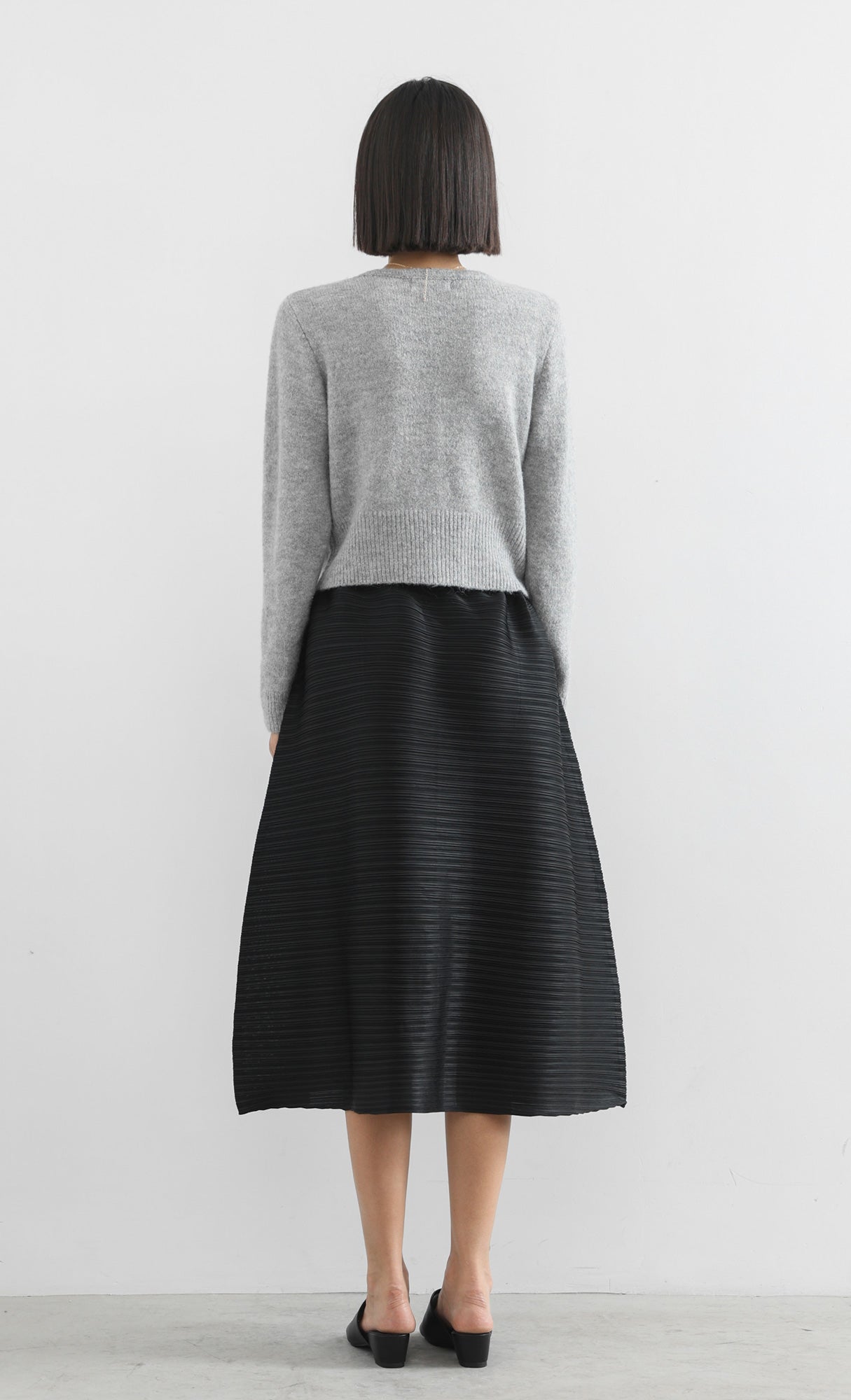 horiz pleated midi skirt_black