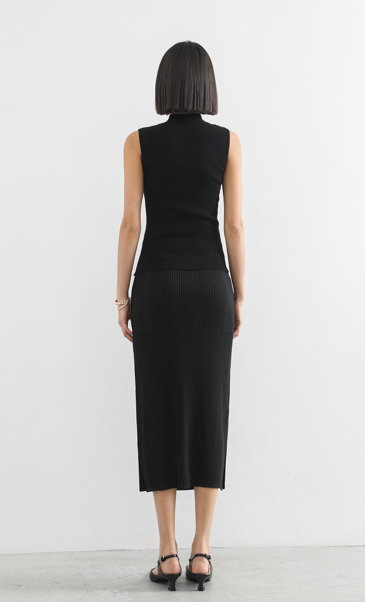 classy line pleated skirt_black