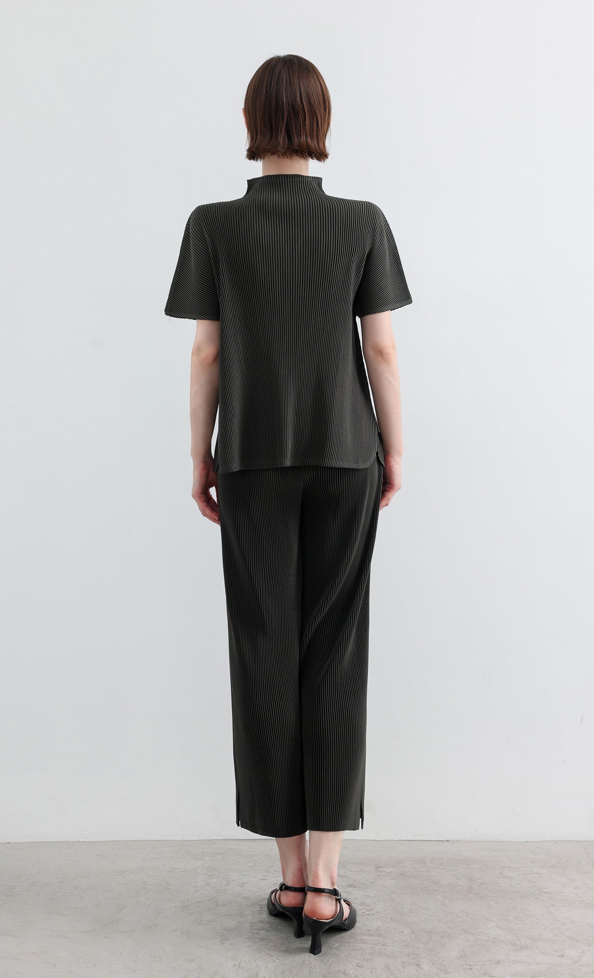 Essential Pleated Pants_Khaki