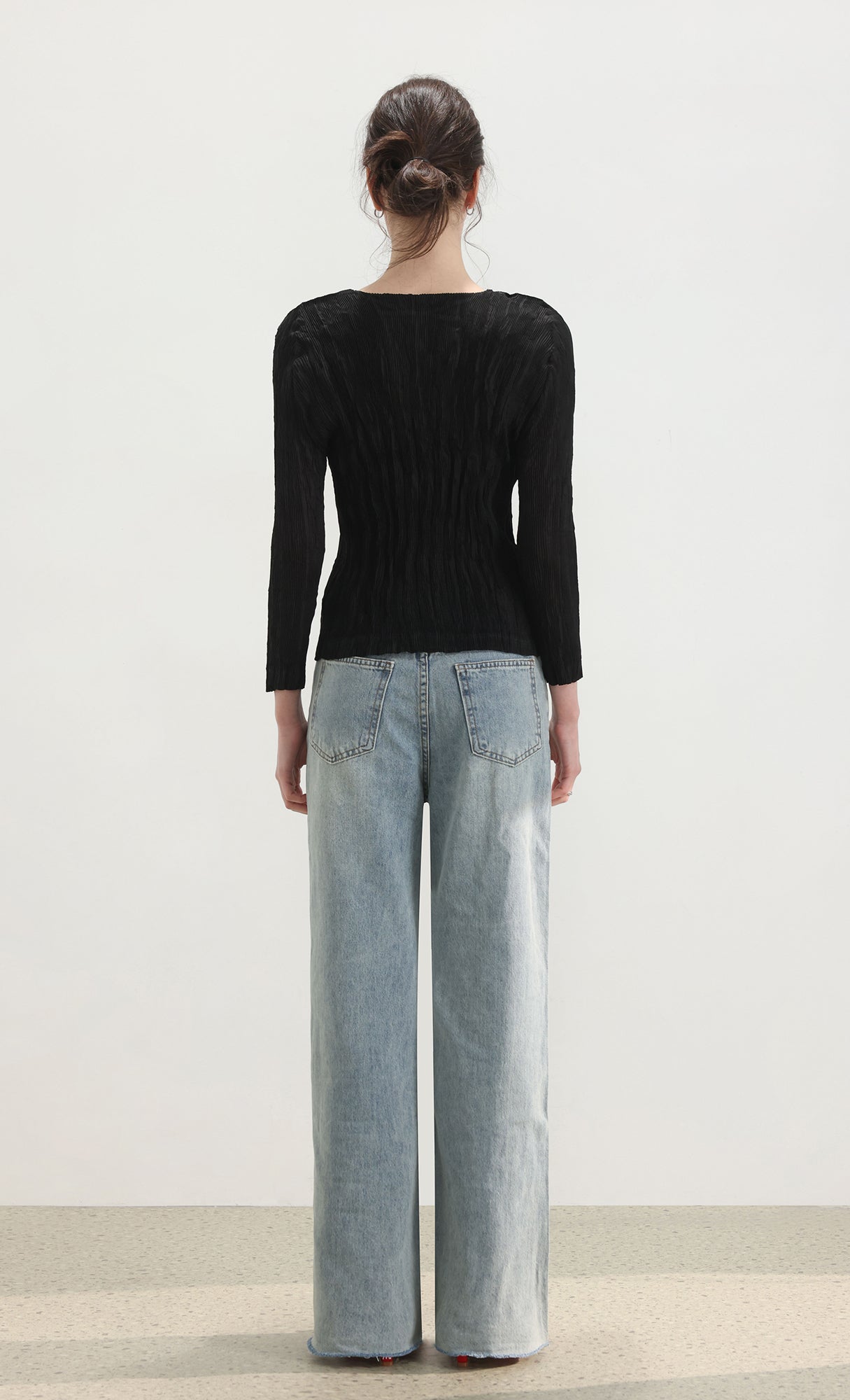 Wane crinkle pleated shirt_black