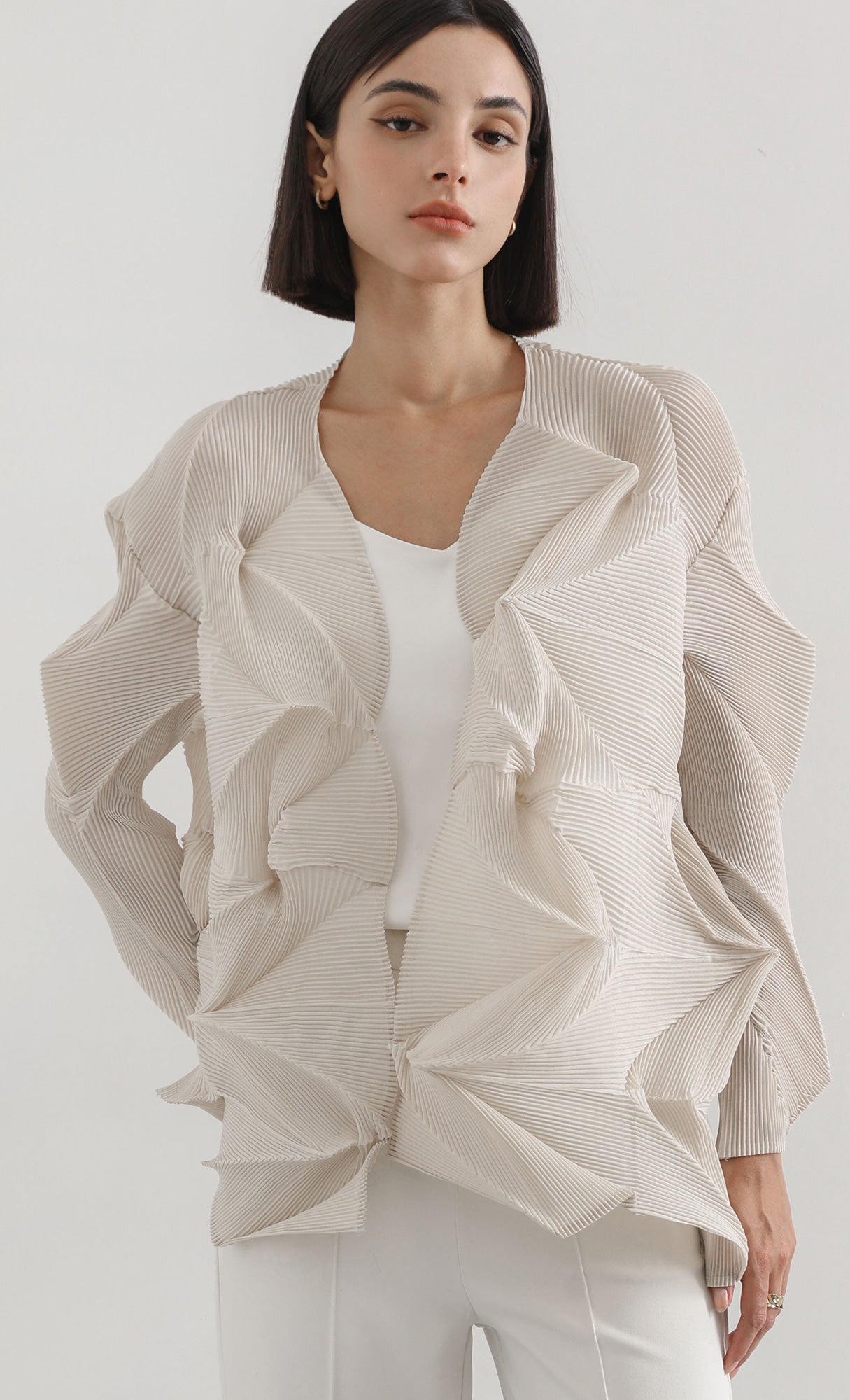 geo pleated jacket cardigan_beige