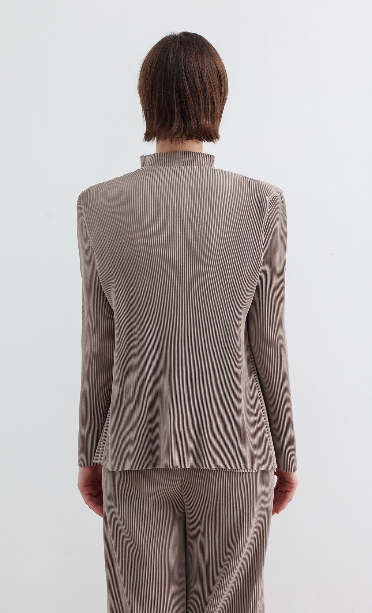 Essential Pleated Cardigan_Beige