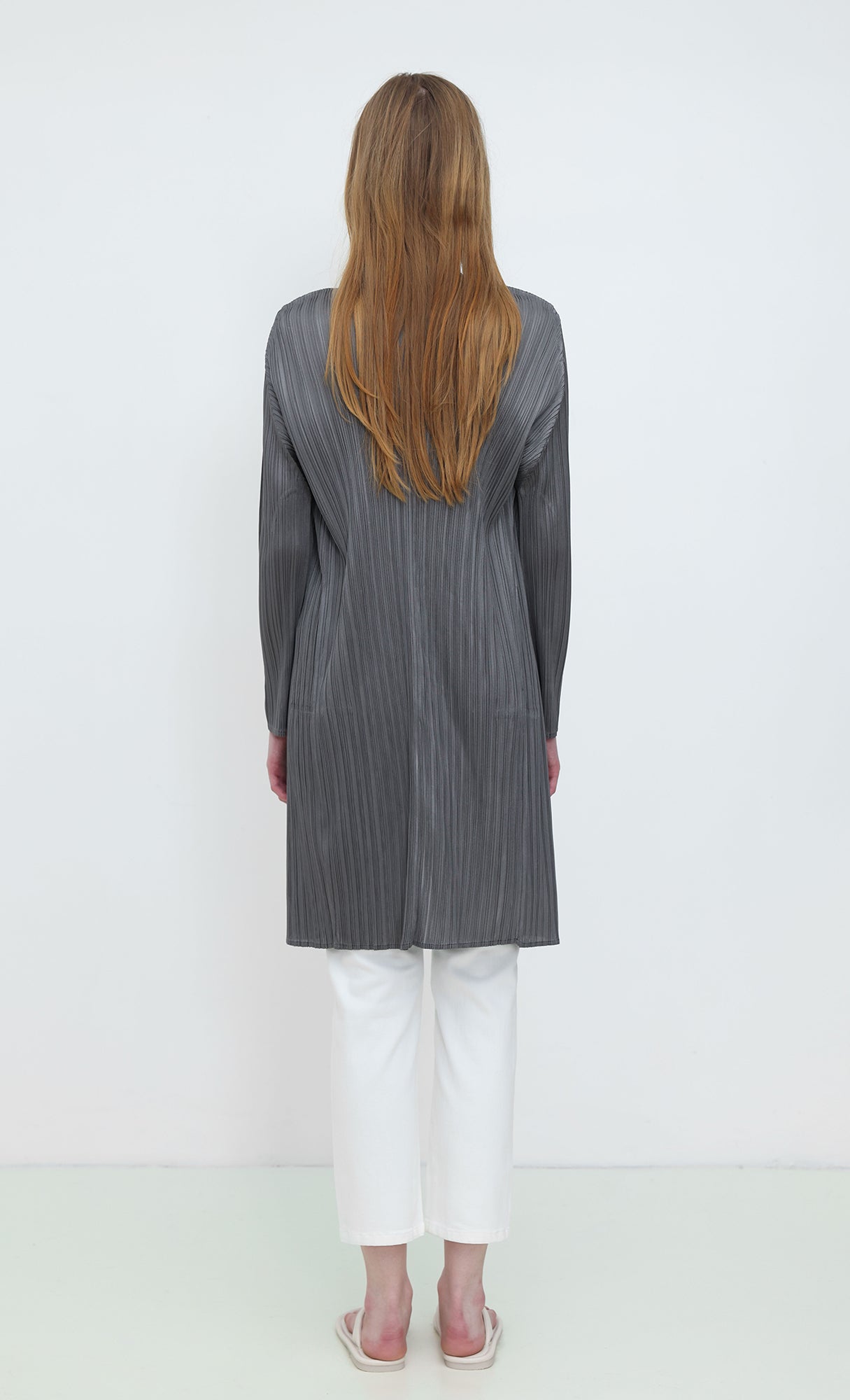 Core Pleated Long Cardigan_Charcoal