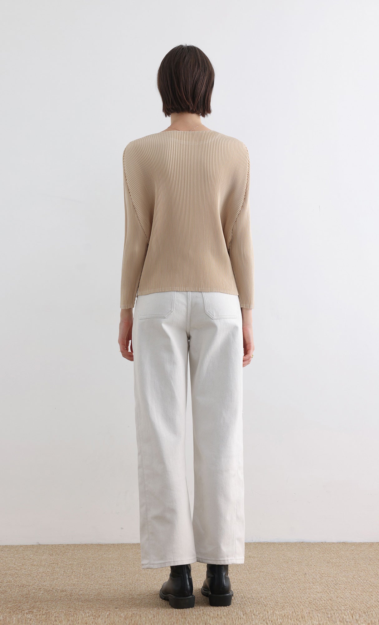 Rindy ray pleated Top_Light-Beige
