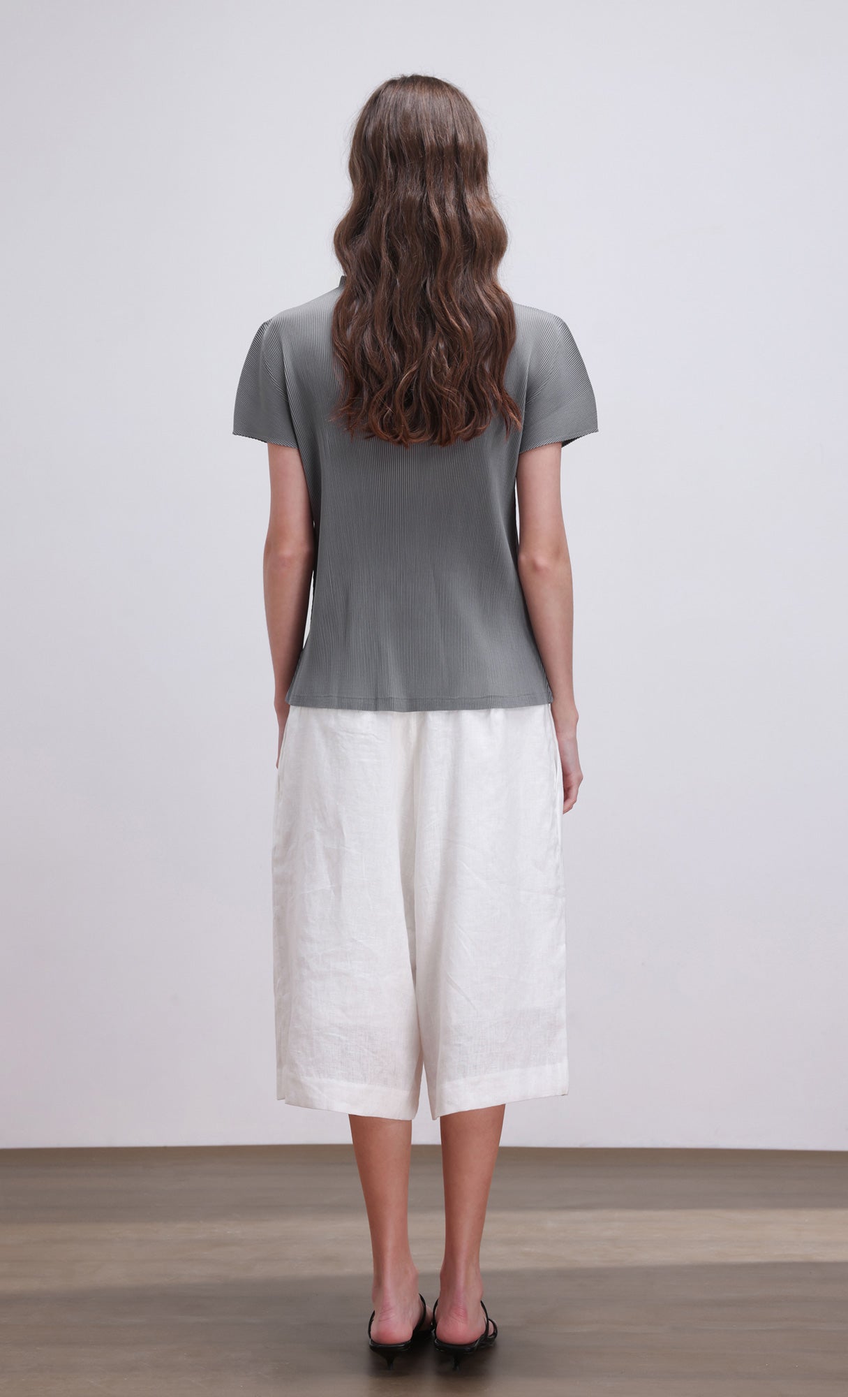Lao pleated half neck top_grey